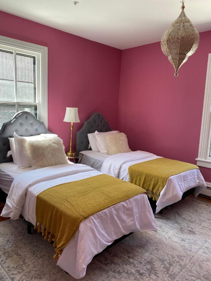 The Hugh Boutique B&B Cape May Bagian luar foto